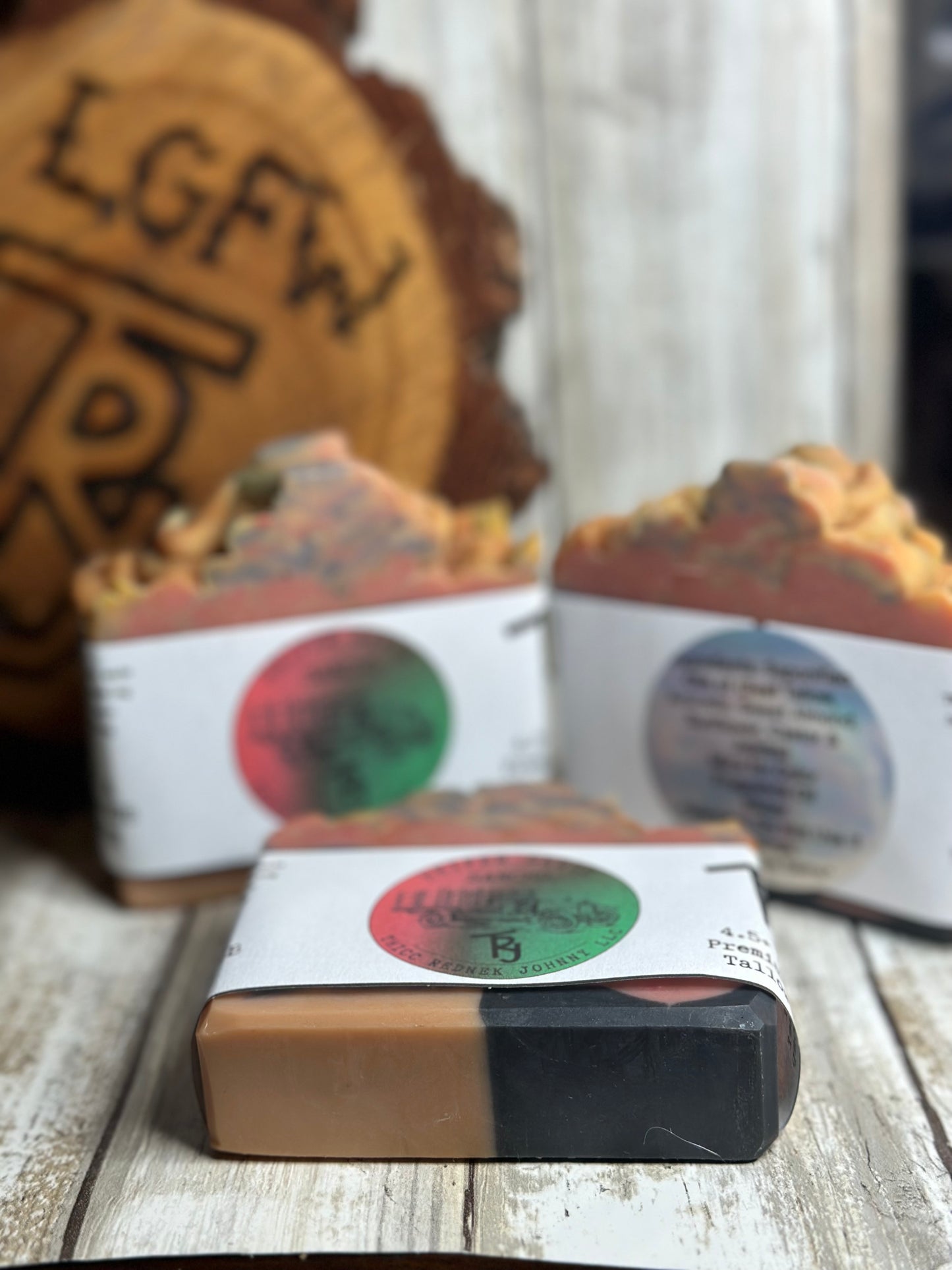 Heifer Skrub Sanch0 Mega Beef Tallow Soap Bar (Bourbon, Leather Sweet Tobacco, Campfire, Cedar, Amber)