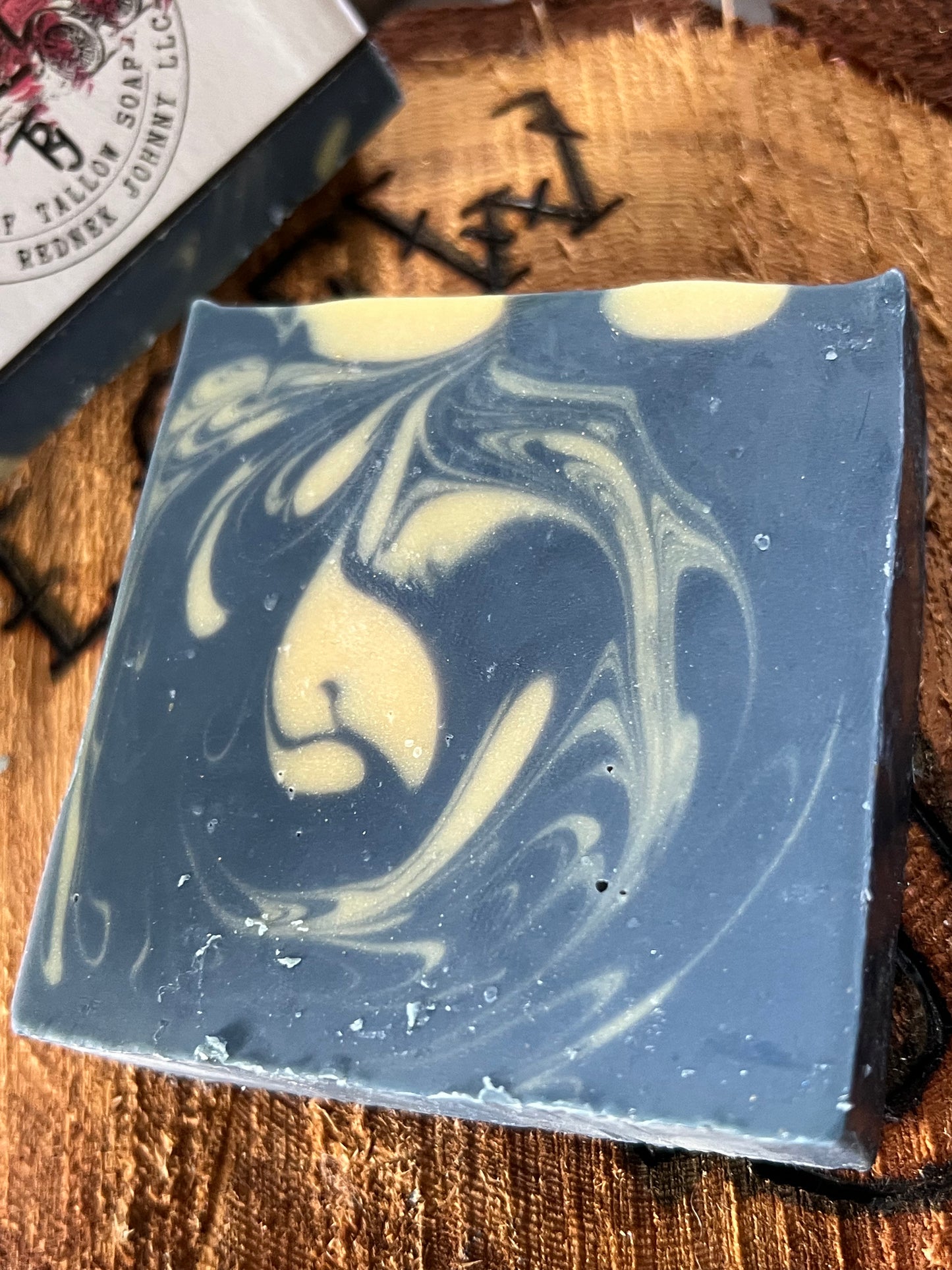 Heifer Skrub Golden Skyline (Warm Sultry Fragrance) Handmade Beef Tallow Soap