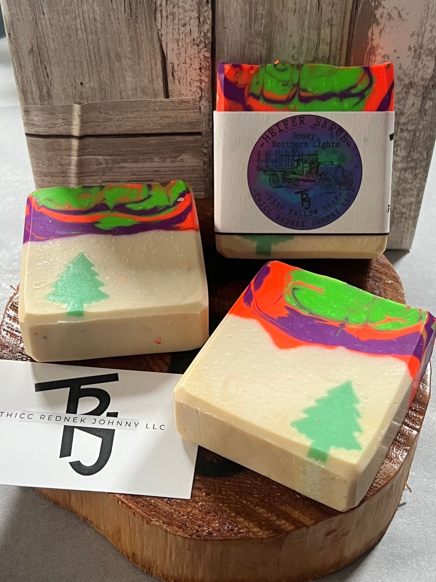 Heifer Skrub Snowy Northern Lights (Cranberry, Apple, Fig, Pine, Fir) Handmade Beef Tallow Soap